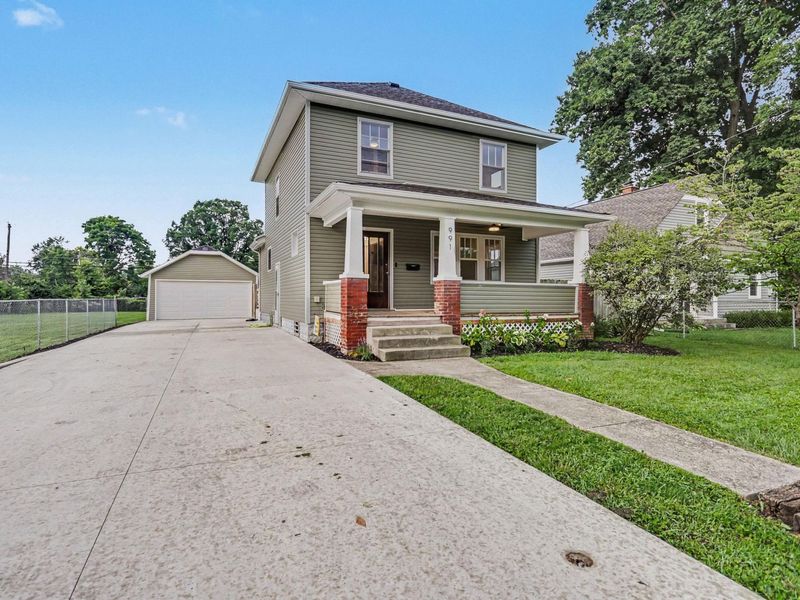 991 Lawrence Drive , Columbus, OH 43207 Photo 2