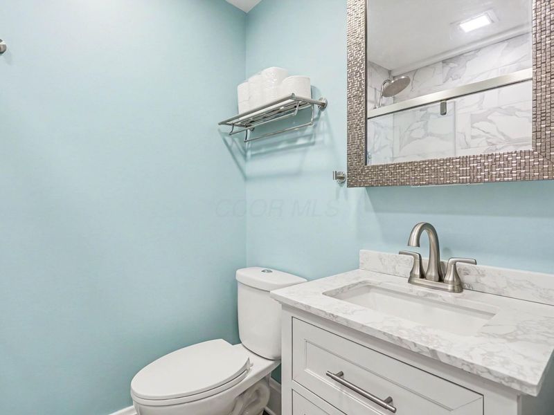 991 Lawrence Drive , Columbus, OH 43207 Photo 24