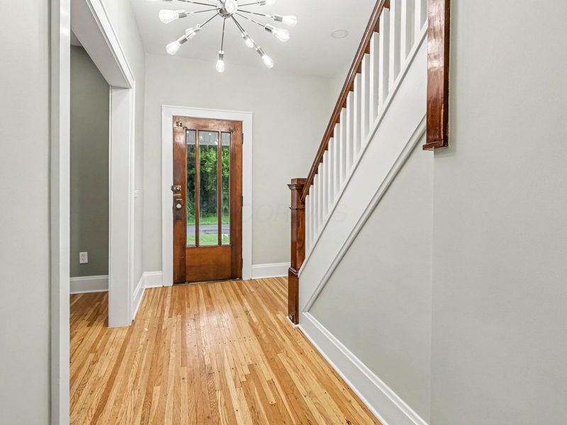 991 Lawrence Drive , Columbus, OH 43207 Photo 4