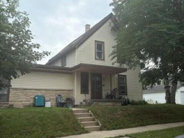 117 E Walters STREET, Unit 119, Port Washington, WI 53074