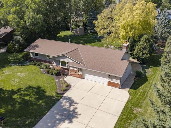 9738 W Barnard AVENUE, Greenfield, WI 53228