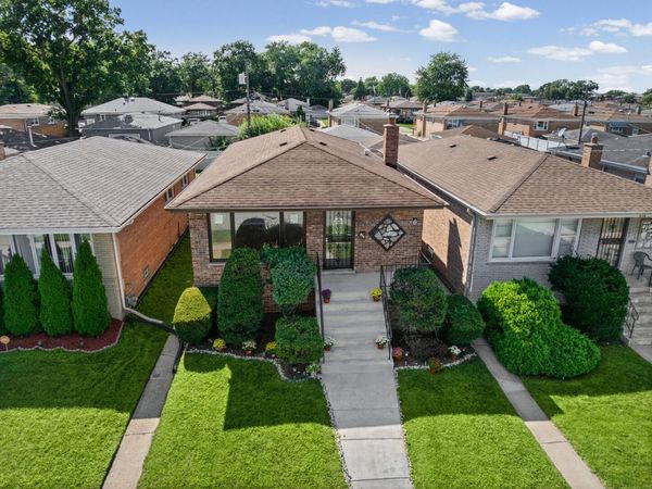 658 Hoxie Avenue, Calumet City, IL 60409