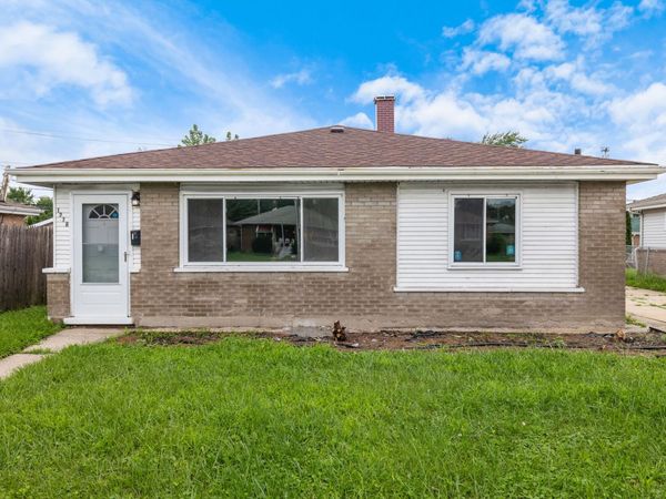 1278 Burnham Avenue , Calumet City, IL 60409