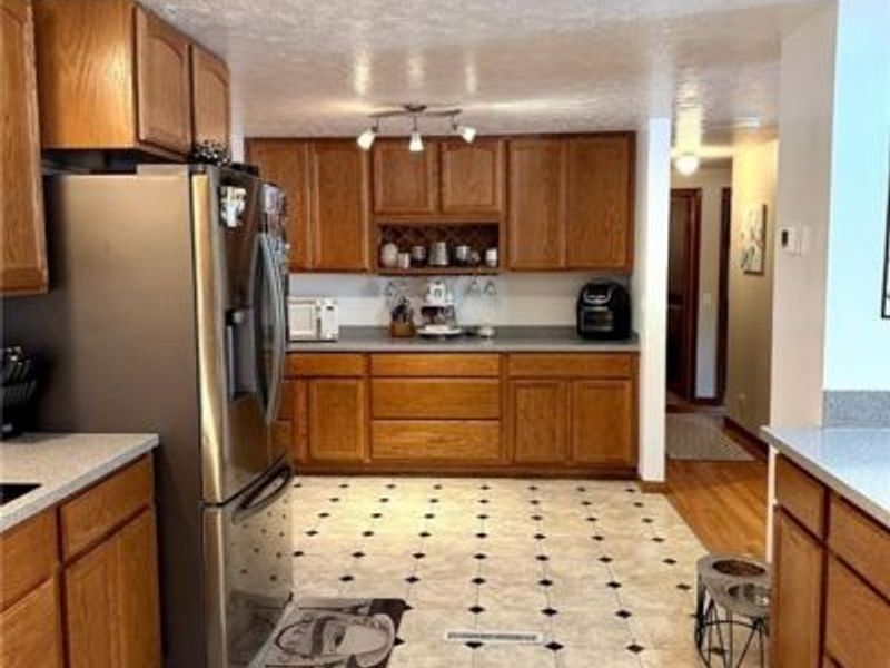 10457 Persimmon Street NW, Canal Fulton, OH 44614 Photo 8