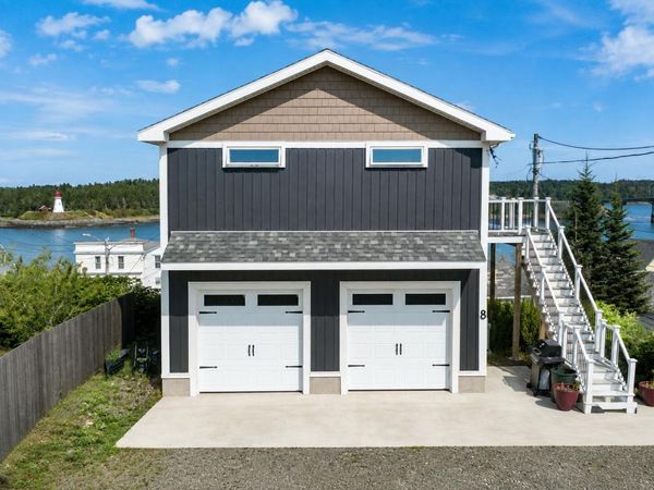 8 Pleasant Street , Lubec, ME 04652