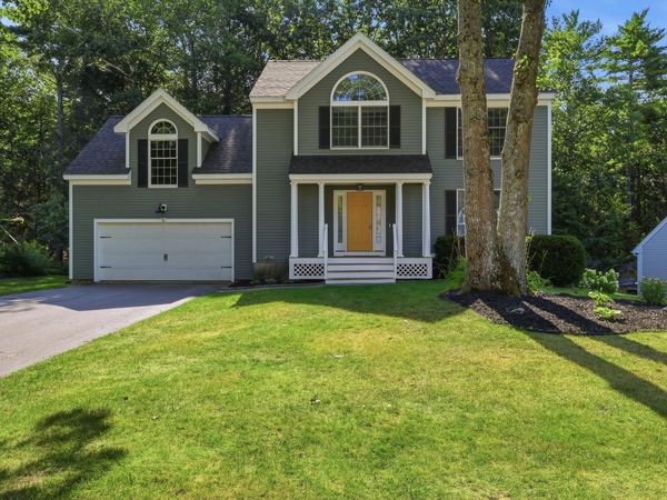 5 Cornerstone Drive, Falmouth, ME 04105