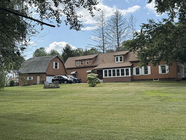 28 Baker Street, Clinton, ME 04927