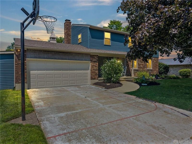 1914 Beckert Drive, Piqua, OH 45356 Photo 1