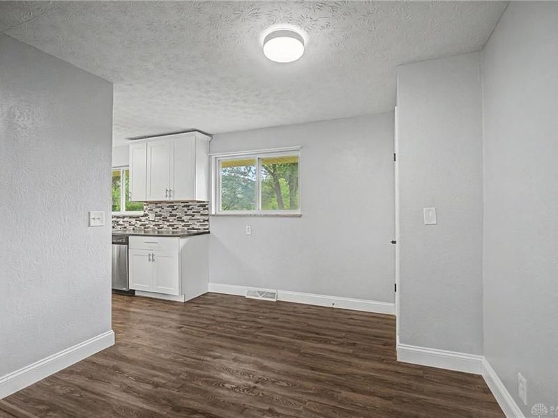 6138 Janice Place, Dayton, OH 45415 Photo 5
