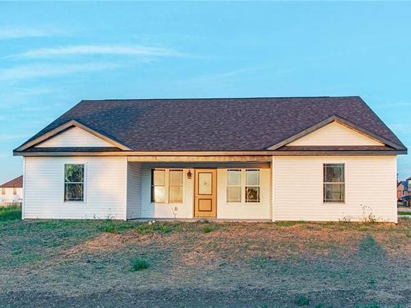 293 SW 1321 Road, Holden, MO 64040