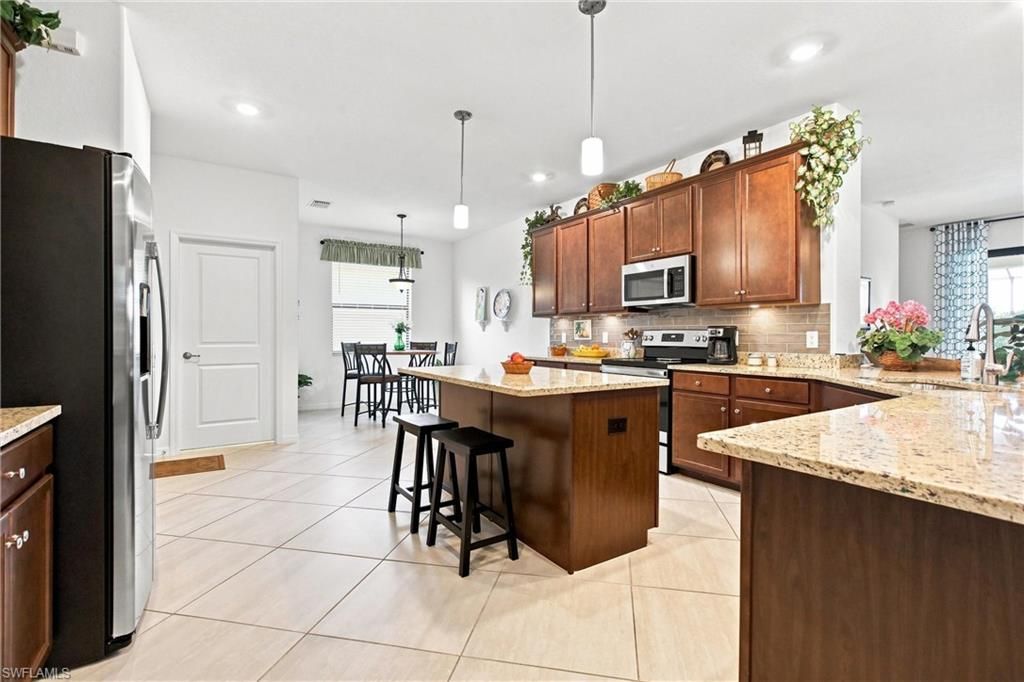 3319 Antilla Ct , Fort Myers, FL 33905 Photo