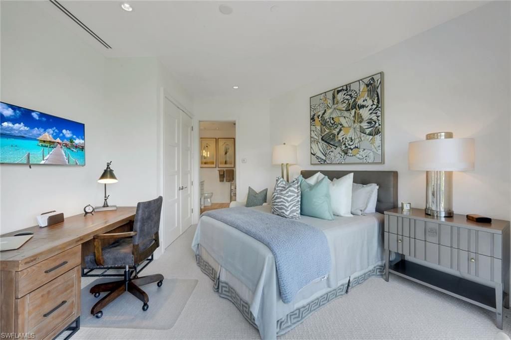 382 12th Ave S, Unit 202, Naples, FL 34102 Photo