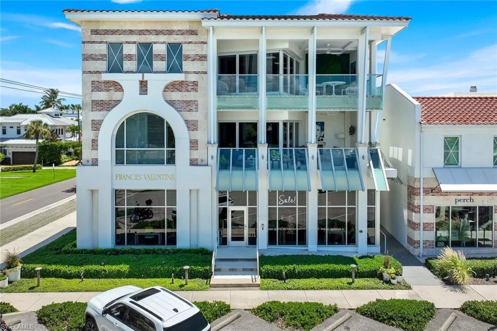 382 12th Ave S, Unit 202, Naples, FL 34102 Photo