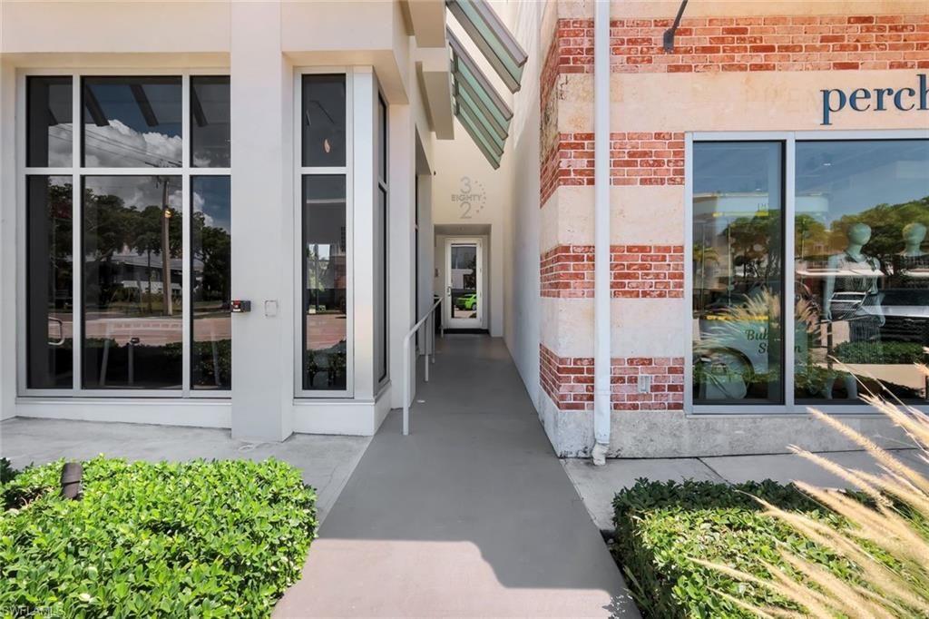 382 12th Ave S, Unit 202, Naples, FL 34102 Photo