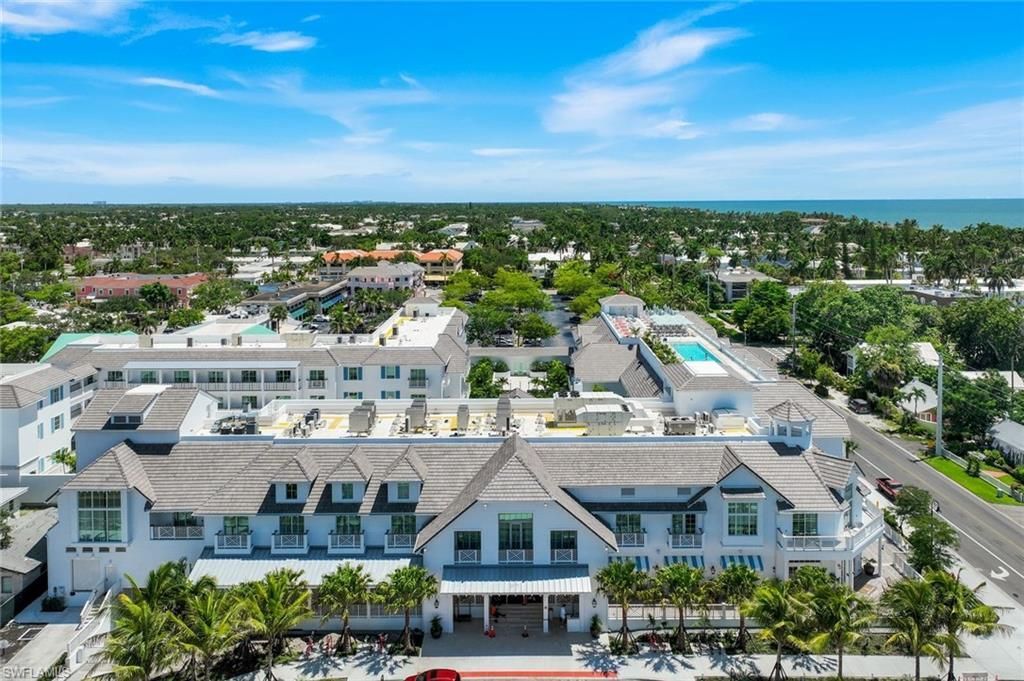 382 12th Ave S, Unit 202, Naples, FL 34102 Photo