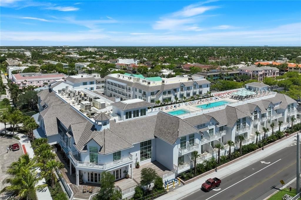 382 12th Ave S, Unit 202, Naples, FL 34102 Photo
