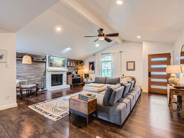 7905 Wycombe DR, Austin, TX 78749