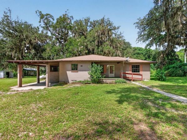 111 Easy Ln, Palatka, FL 32177