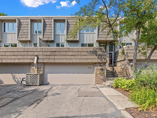 10304 Berkshire Road, Bloomington, MN 55437