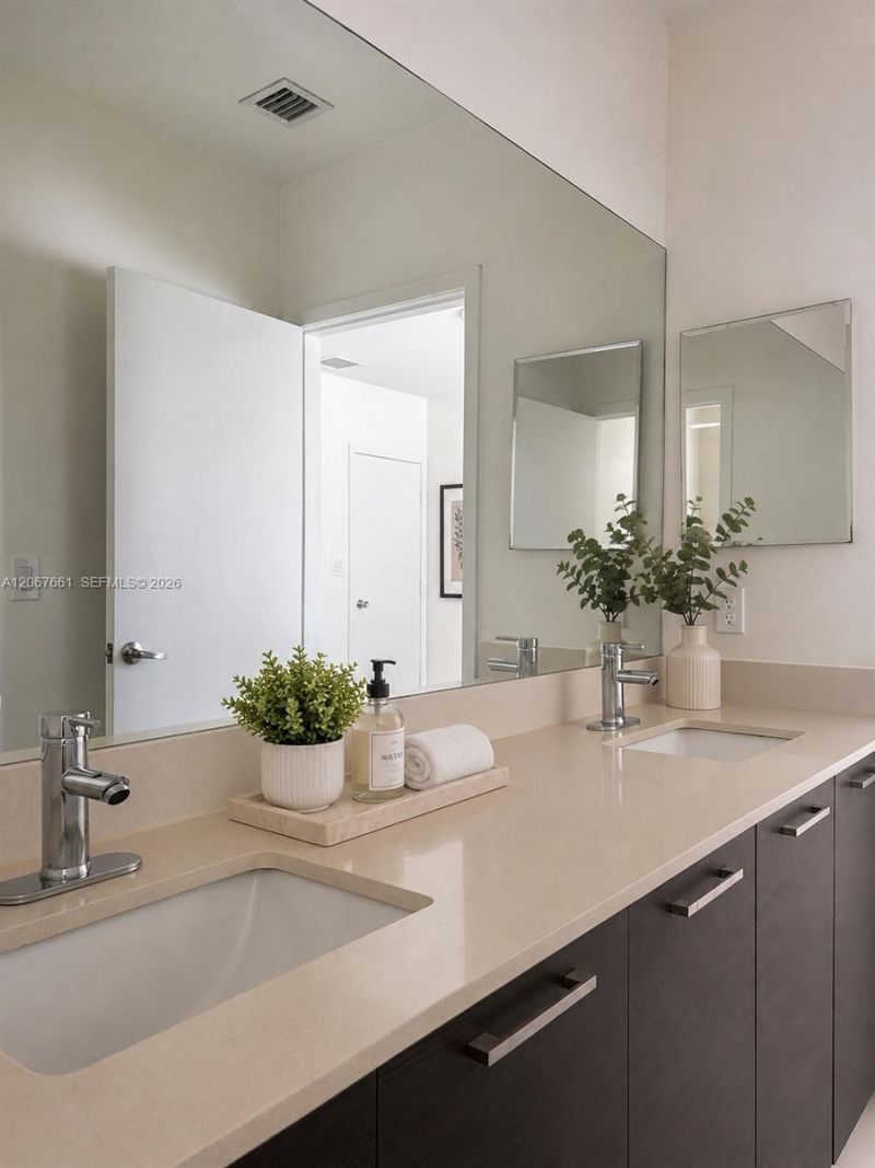 3584 NW 13th St, Lauderhill, FL 33311 Photo