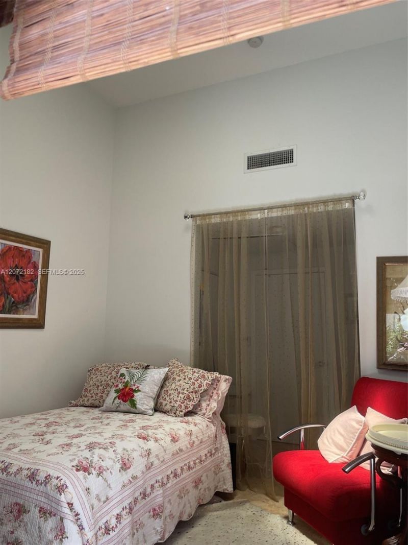 6365 Collins Ave, Unit CAB18, Miami Beach, FL 33141 Photo
