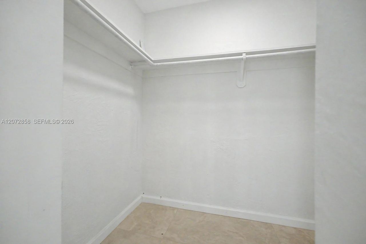 6900 N Kendall Dr , Unit A409, Pinecrest, FL 33156 Photo