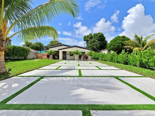 1566 NE 174th St , North Miami Beach, FL 33162
