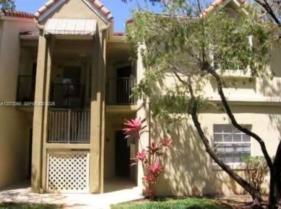18304 NW 68th Ave , Unit N, Hialeah, FL 33015 Photo