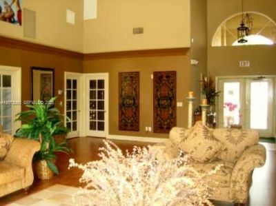18304 NW 68th Ave , Unit N, Hialeah, FL 33015 Photo