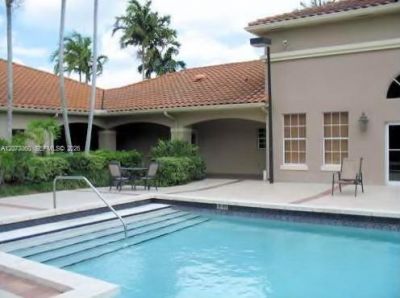 18304 NW 68th Ave , Unit N, Hialeah, FL 33015 Photo