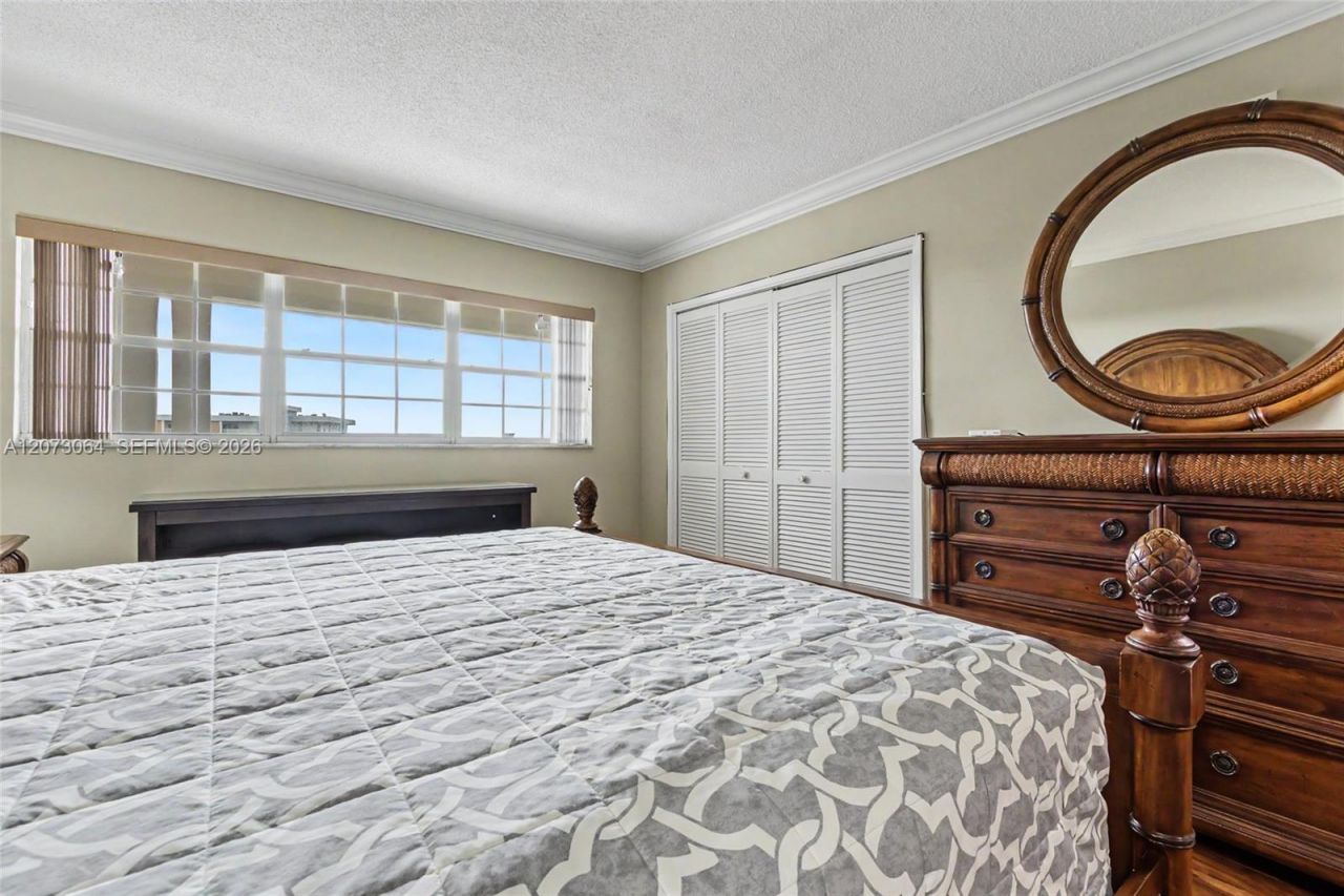3090 N Course Dr , Unit 709, Pompano Beach, FL 33069 Photo