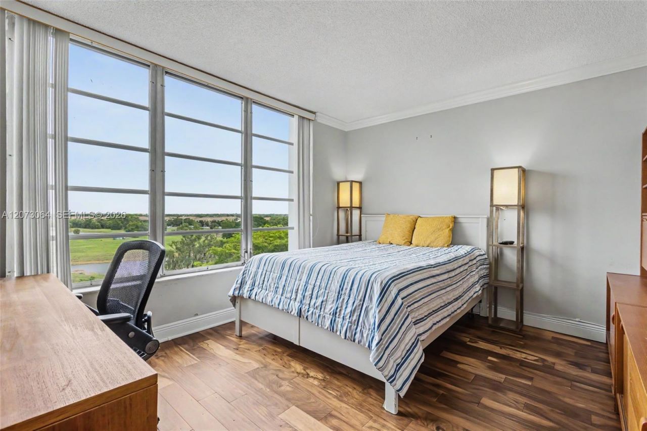 3090 N Course Dr , Unit 709, Pompano Beach, FL 33069 Photo