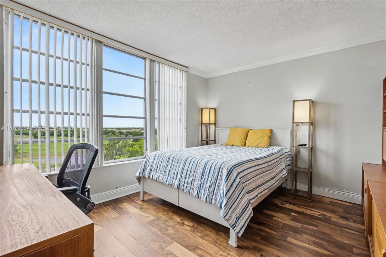 3090 N Course Dr , Unit 709, Pompano Beach, FL 33069 Photo