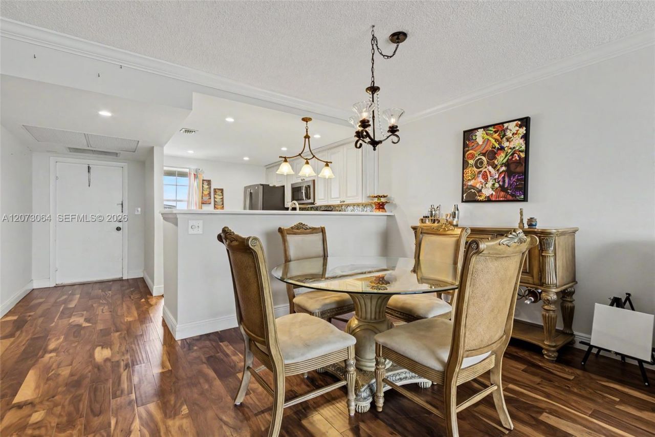 3090 N Course Dr , Unit 709, Pompano Beach, FL 33069 Photo