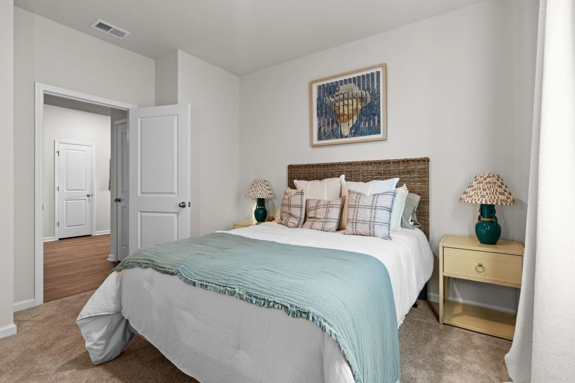214 Ridley St Photo 28