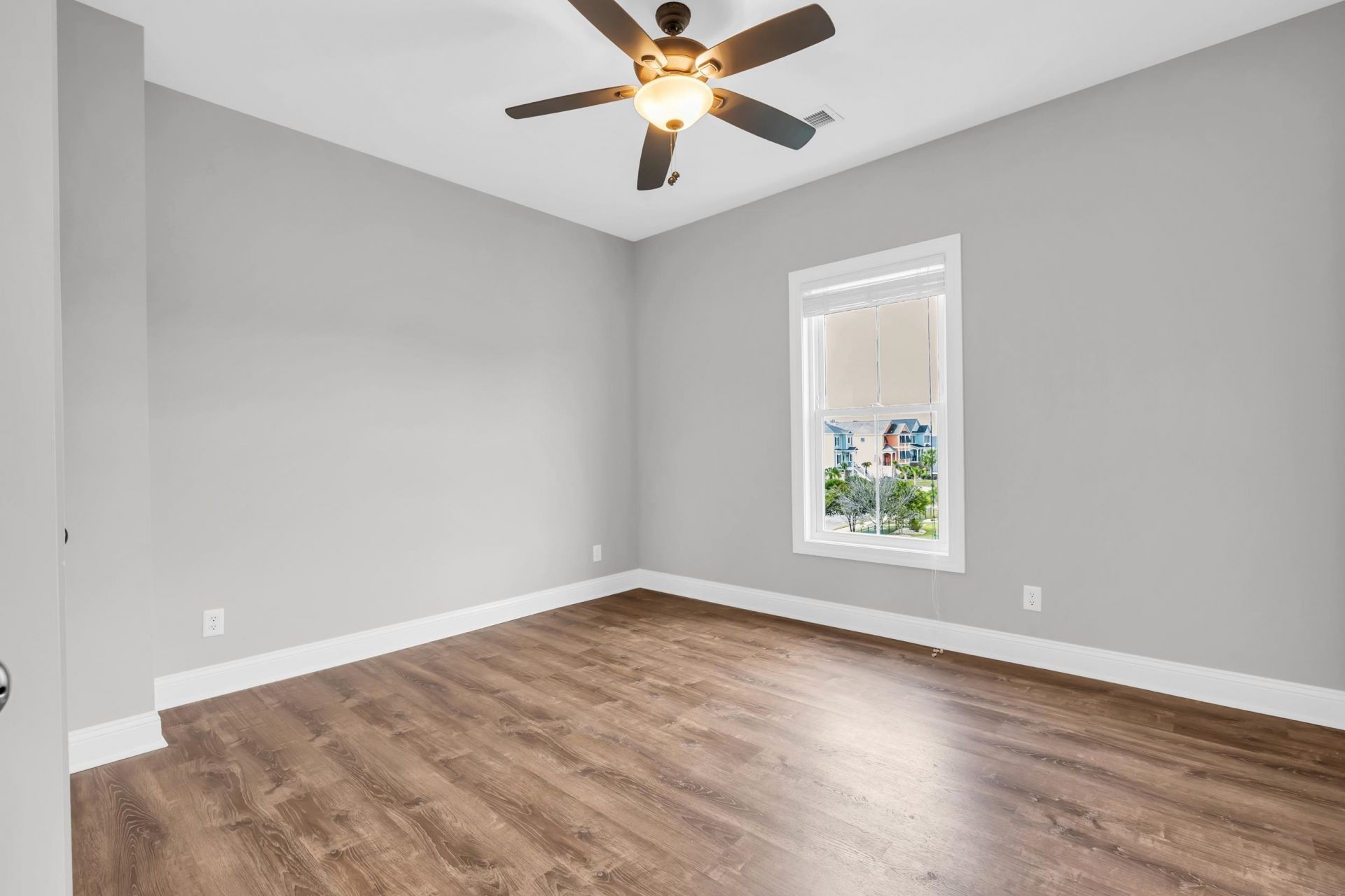 438 Saint Julian Ln. Photo 21