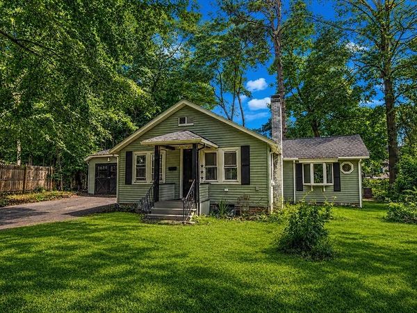 33 Plumtree Road, Springfield, MA 01118