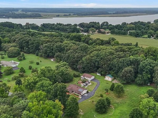 3221 CARROLL ROAD, HUNTINGTOWN, MD 20639