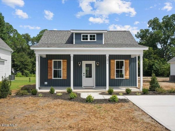304 S Sycamore Street, Fremont, NC 27830