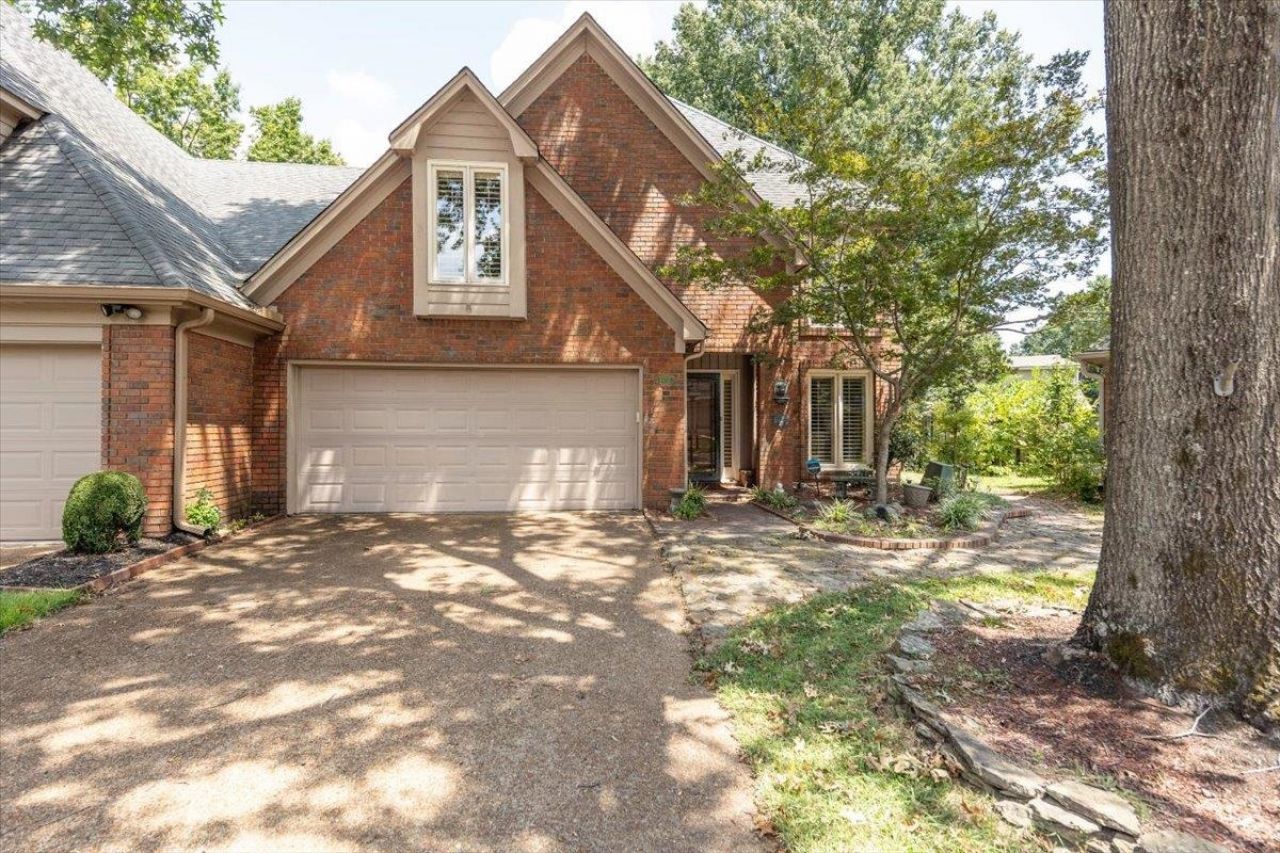 8472 DONEGAL CV Germantown, TN 38139