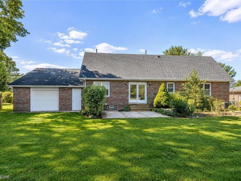 711 Lander Road , Highland Heights, OH 44143 Photo 2