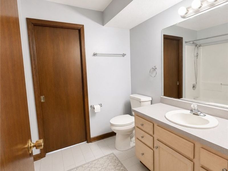711 Lander Road , Highland Heights, OH 44143 Photo 20