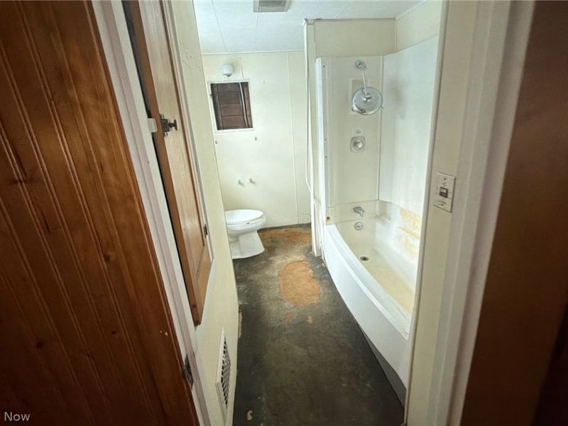 6771 Warren Sharon Road, Brookfield, OH 44403 Photo 16