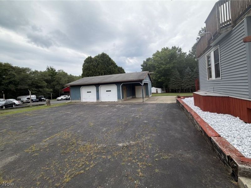 6771 Warren Sharon Road, Brookfield, OH 44403 Photo 2