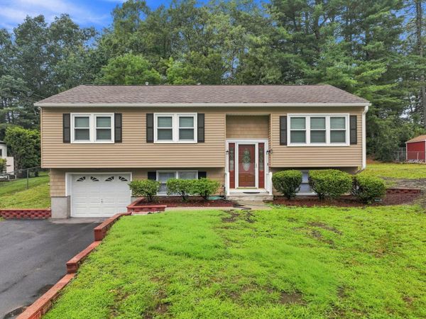 6 Penobscot Road, Nashua, NH 03062