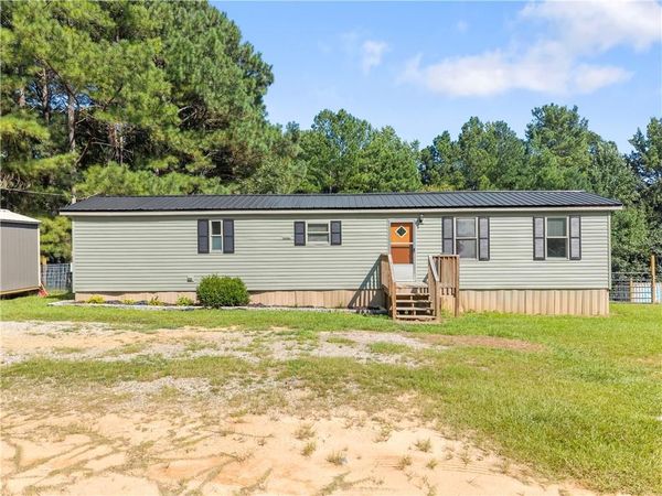 247 Highway 323 , Maysville, GA 30558