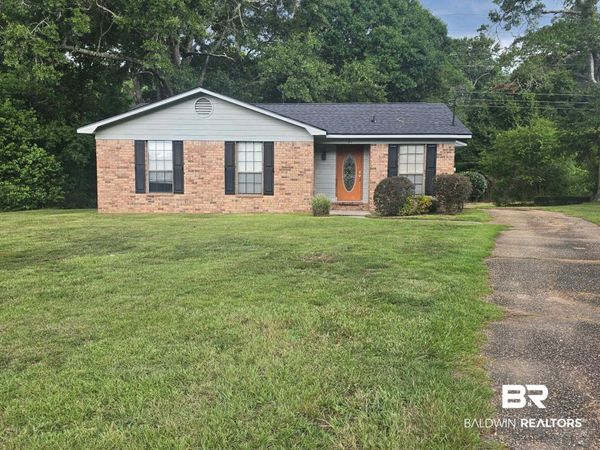 21 Oakview Drive, Saraland, AL 36571