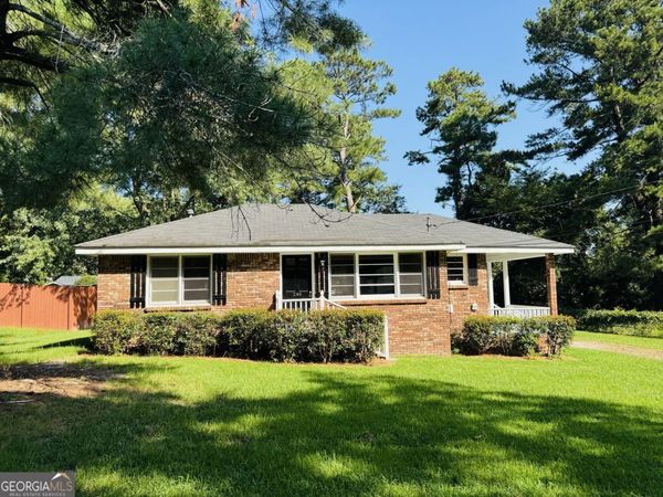 246 Bruce Street, Loganville, GA 30052