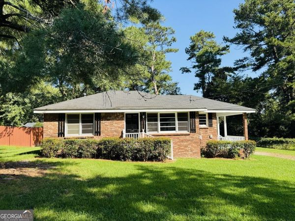 246 Bruce Street, Loganville, GA 30052