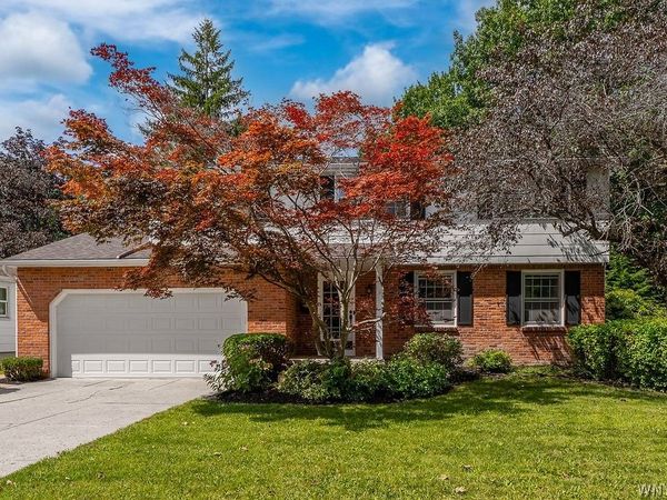 490 Sprucewood Ter Terrace, Williamsville, NY 14221